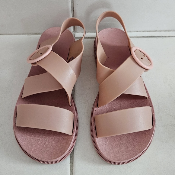 Sandals - Picture 4 of 5